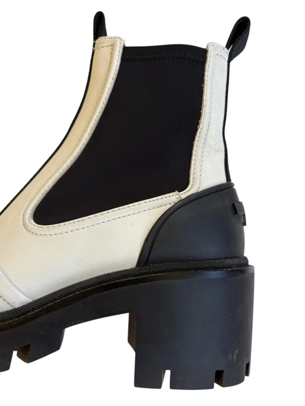 Tory Burch Leather Chelsea Lug Sole Ankle Boots Ivory Black Size 8.5 Retail $428